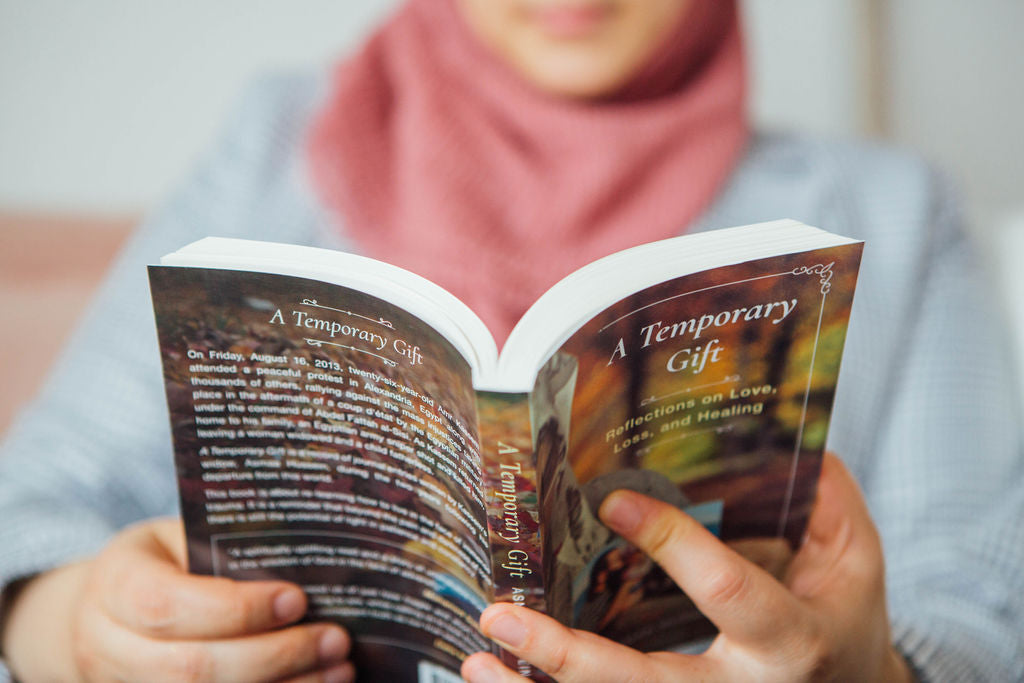 A Temporary Gift: Reflections on Love, Loss, and Healing - Anafiya Gifts