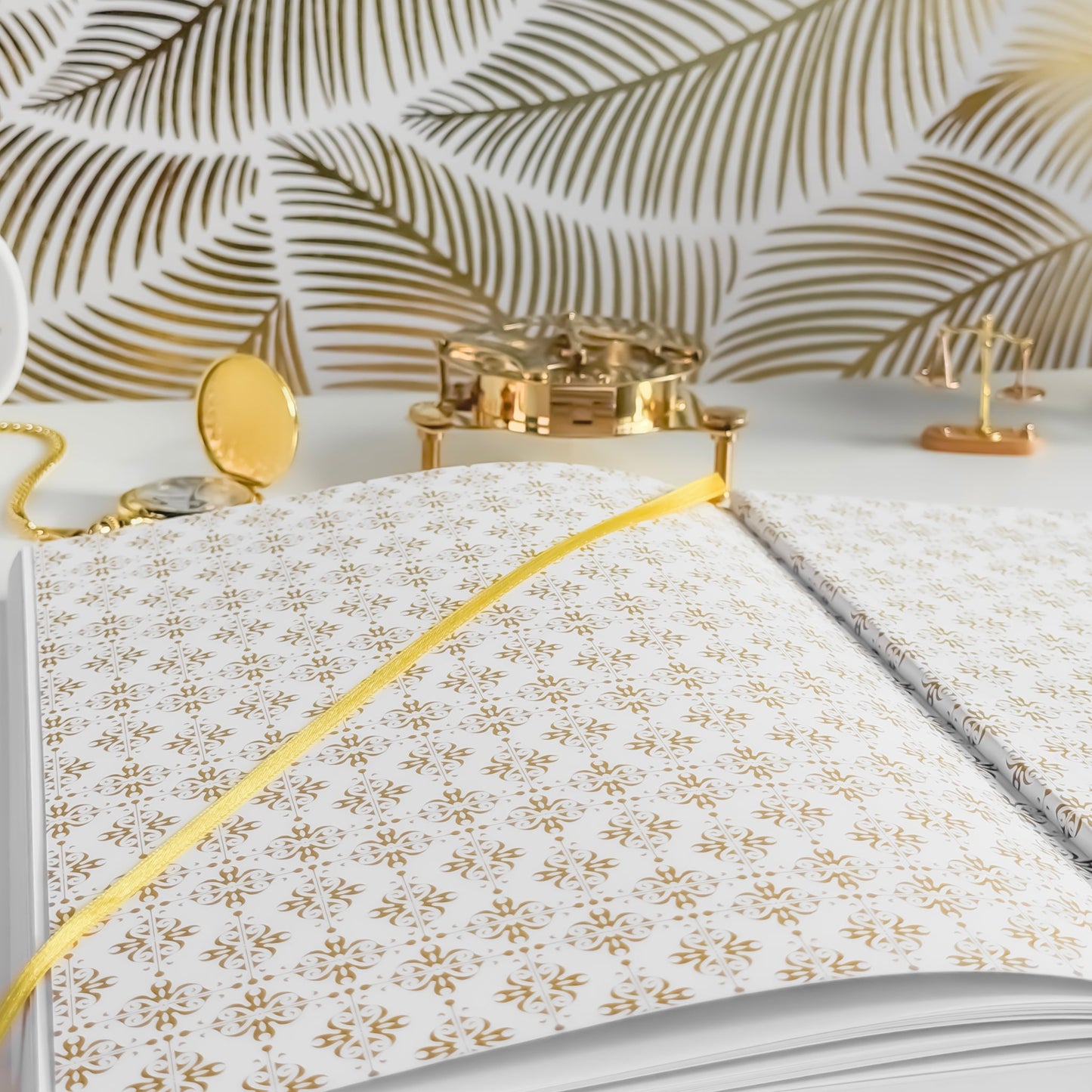 Quran Compass: Surah by Surah Study Guide & Reflection Journal (Deluxe Edition)