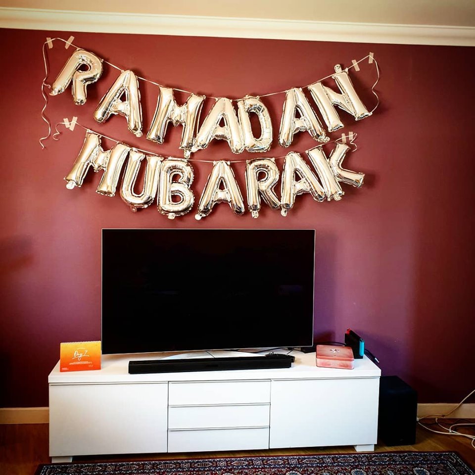 Silver Ramadan Mubarak Foil Balloons - Anafiya Gifts