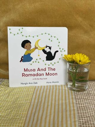 Musa And The Ramadan Moon - Lift The Flap Book