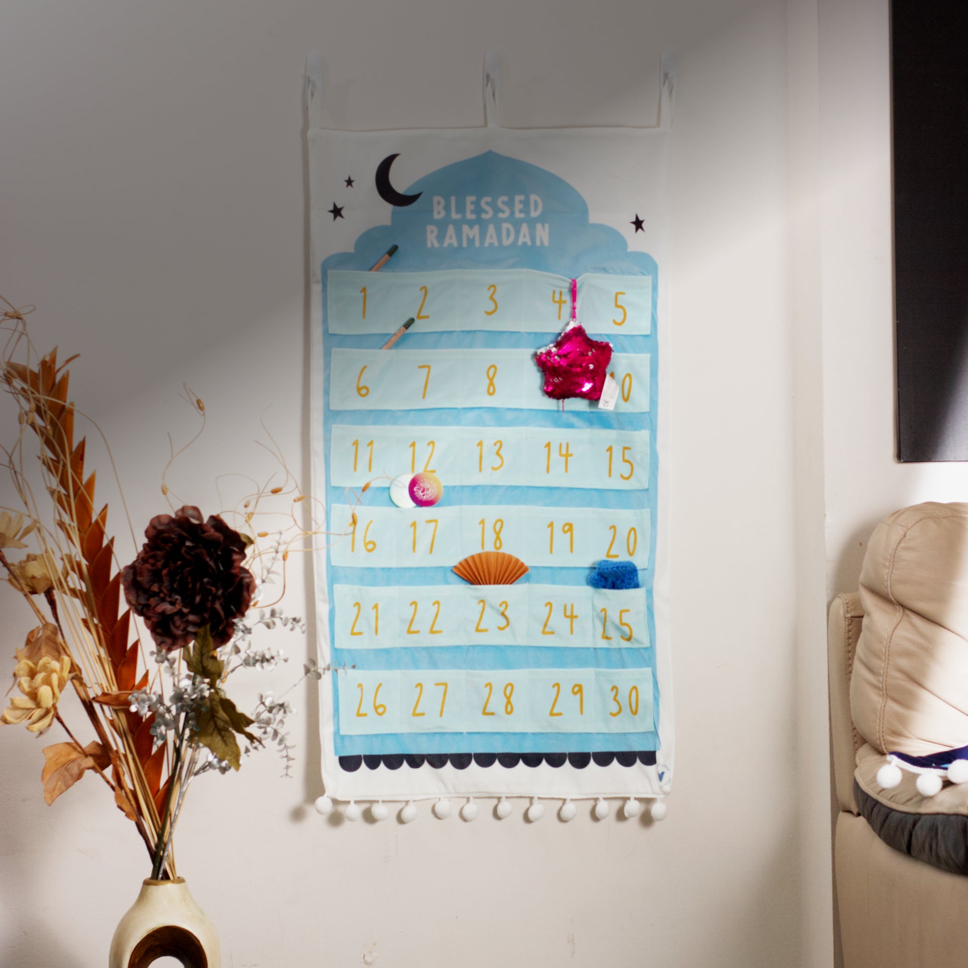 White & Blue Crescent Pocket Ramadan Advent Calendar